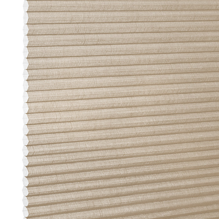Stoffmuster DUETTE® Batiste Sheer DuoTone P49303 in Braun – transparent