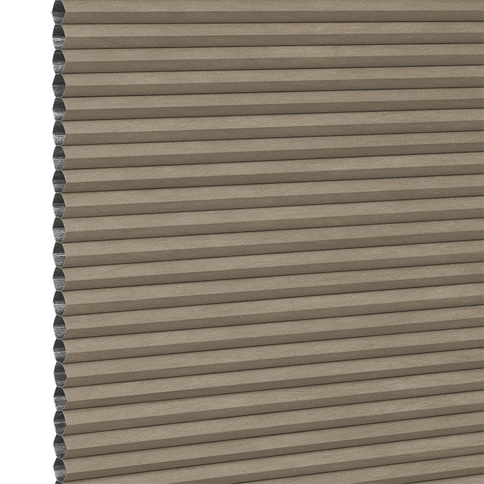 Stoffmuster DUETTE® Fixé FR Dark P47905 in Braun – abdunkelnd